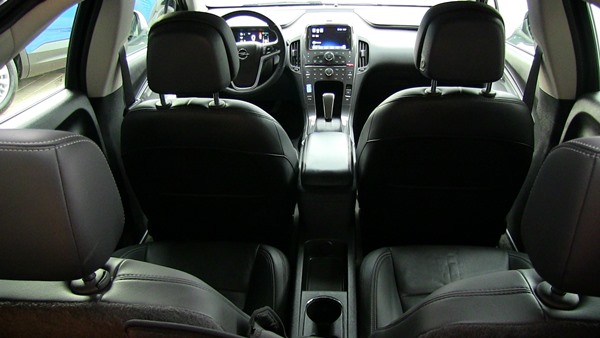 interior opel ampera electrico